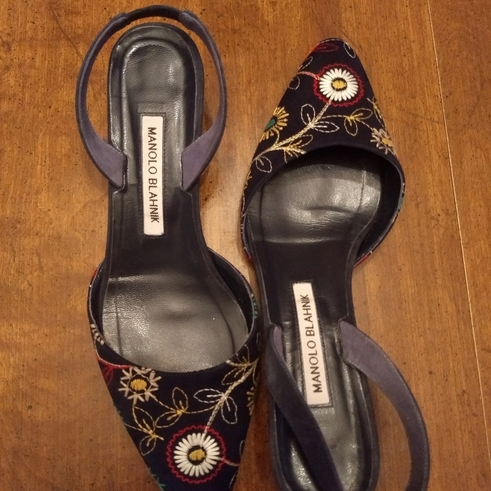 manolo blahnik floral shoes